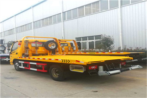 川汇区附近拖车救援搭电